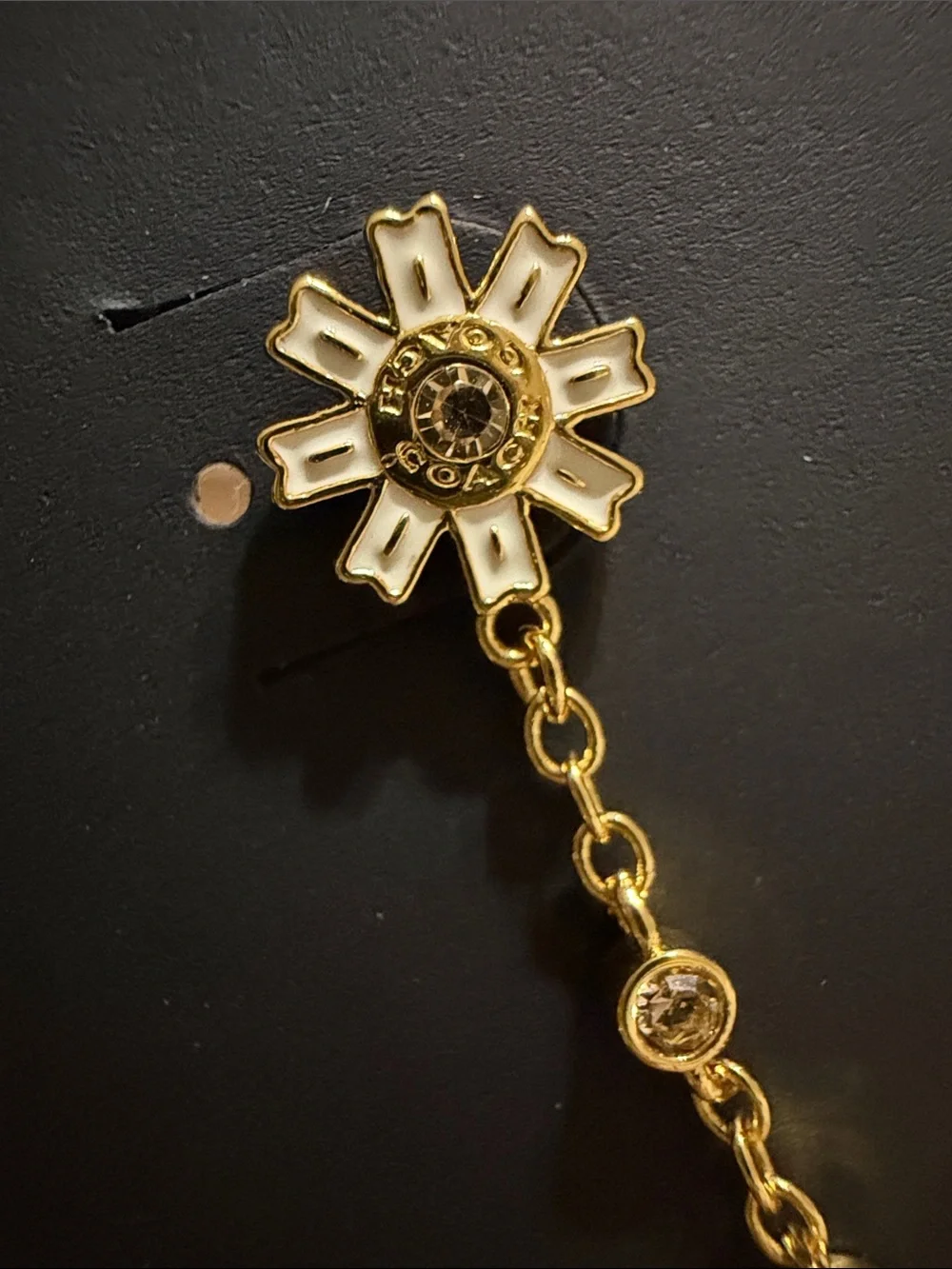 Coach white enamel daisy earrings (33) - Picture 2 of 3